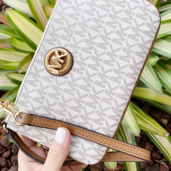 Michael Kors signature tote Wristlet BUNDLE - Picture 4 of 6